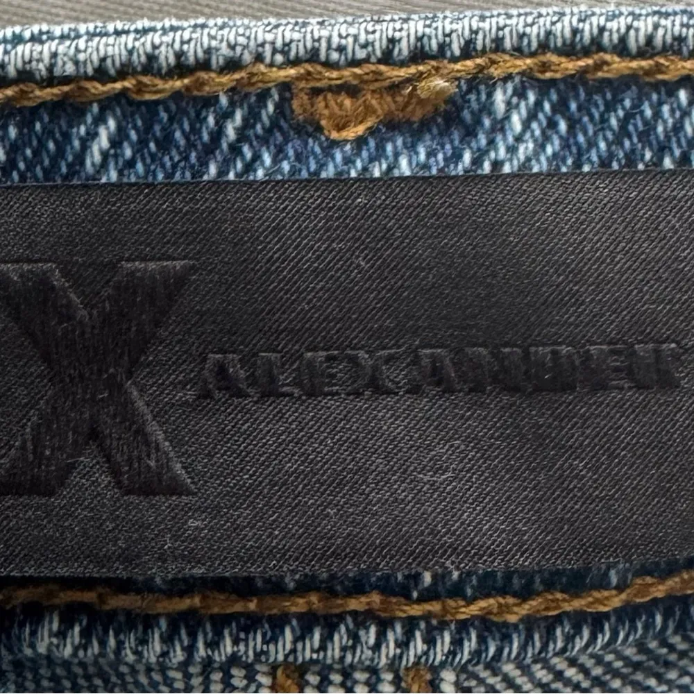 Denim X Alexander Wang medium indigo fade high rise skinny Blue Jeans, size 26 - Image 4