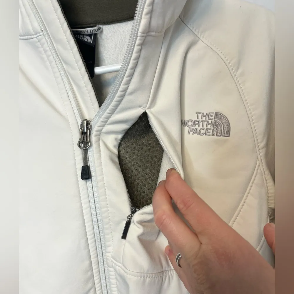 The North Face Apex Wind Resistant Jacket Off White Sz S - Image 6