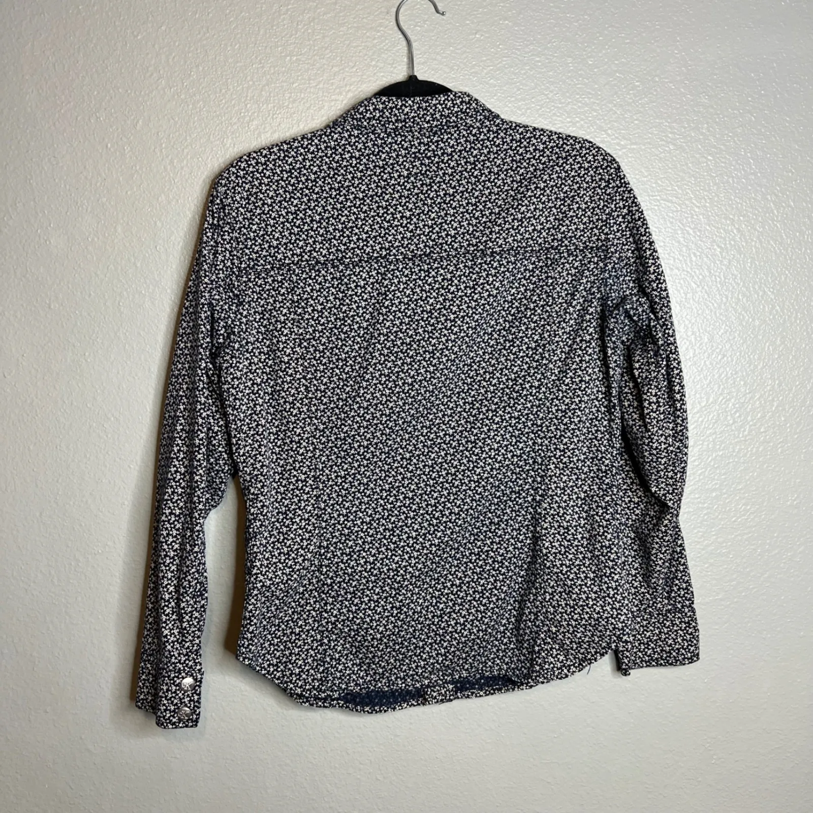 Calvin Klein Floral Print Western Shirt‎ Size L Long Sleeve Snap Up Collared - Image 7