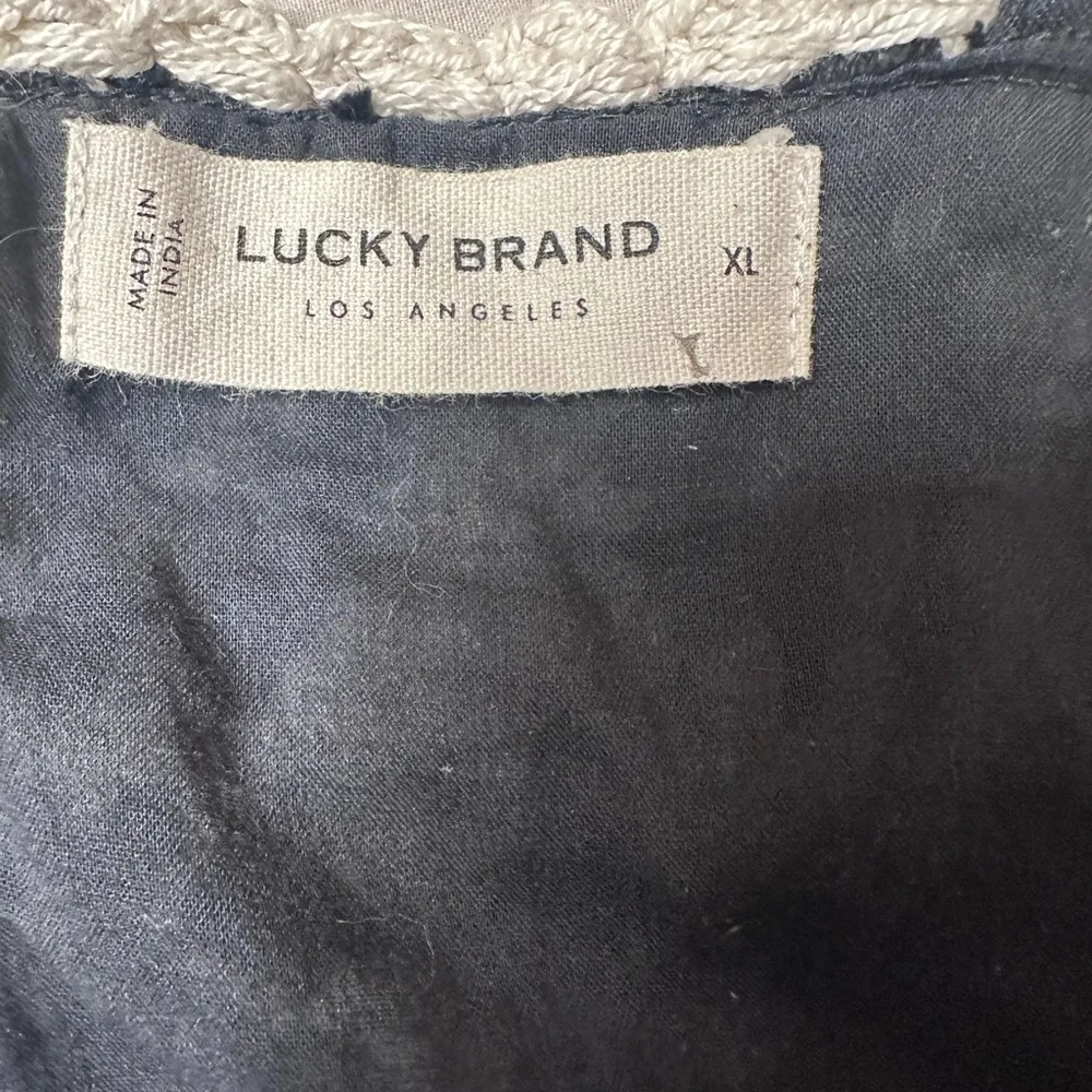 Lucky Brand Babydoll Black and Cream Crop Crochet Top; size XL - Image 7