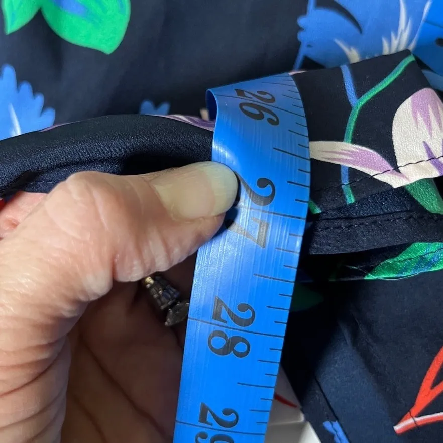 Talbots Petites 16P Sleeveless‎ Blouse Navy Floral Print Layering Top - Image 9