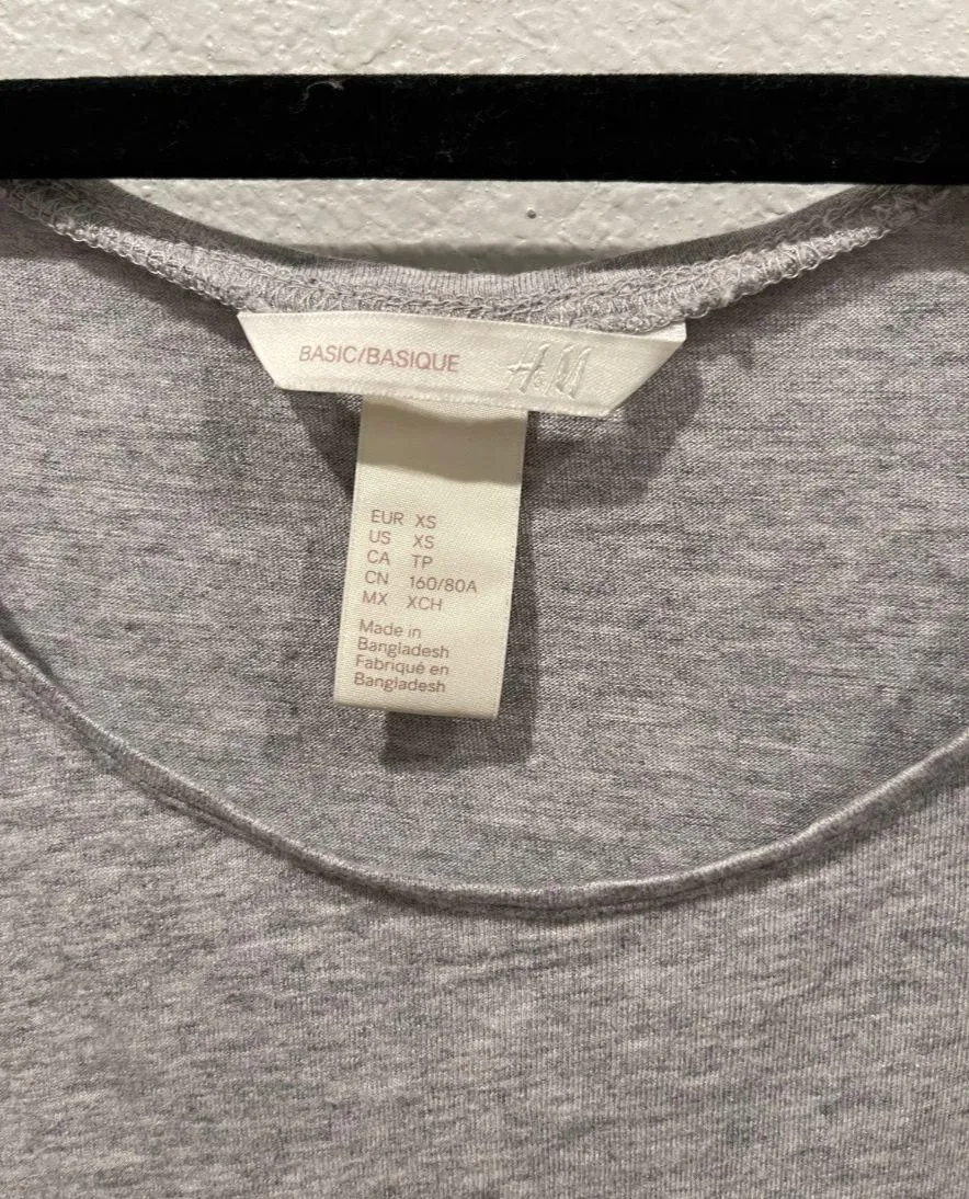 Basic Gray Tank Top - Image 3