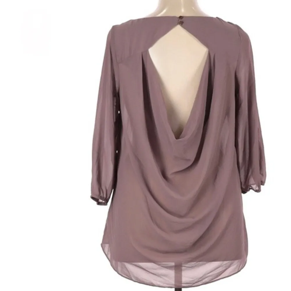 Maurice’s plus mauve crotched cutout drape back top size 2 (20/22) - Image 2