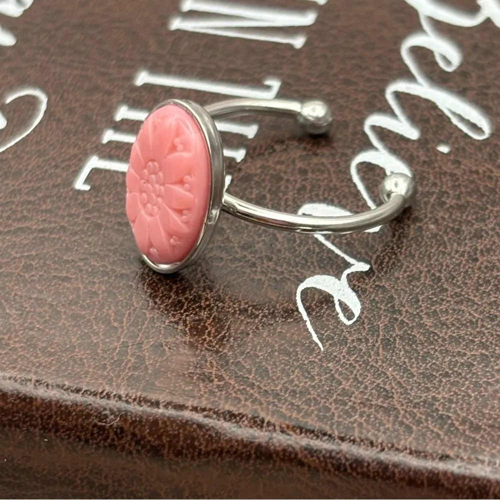 Vintage 1970s Pink Floral Sunflower Stainless Steel Ring - Image 8