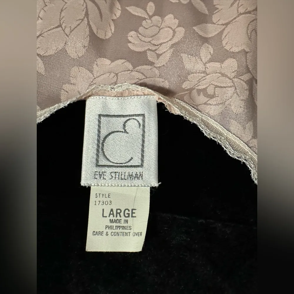 EUC Eve Stillman Pink and White Floral Lacy Nightgown size large - Image 4