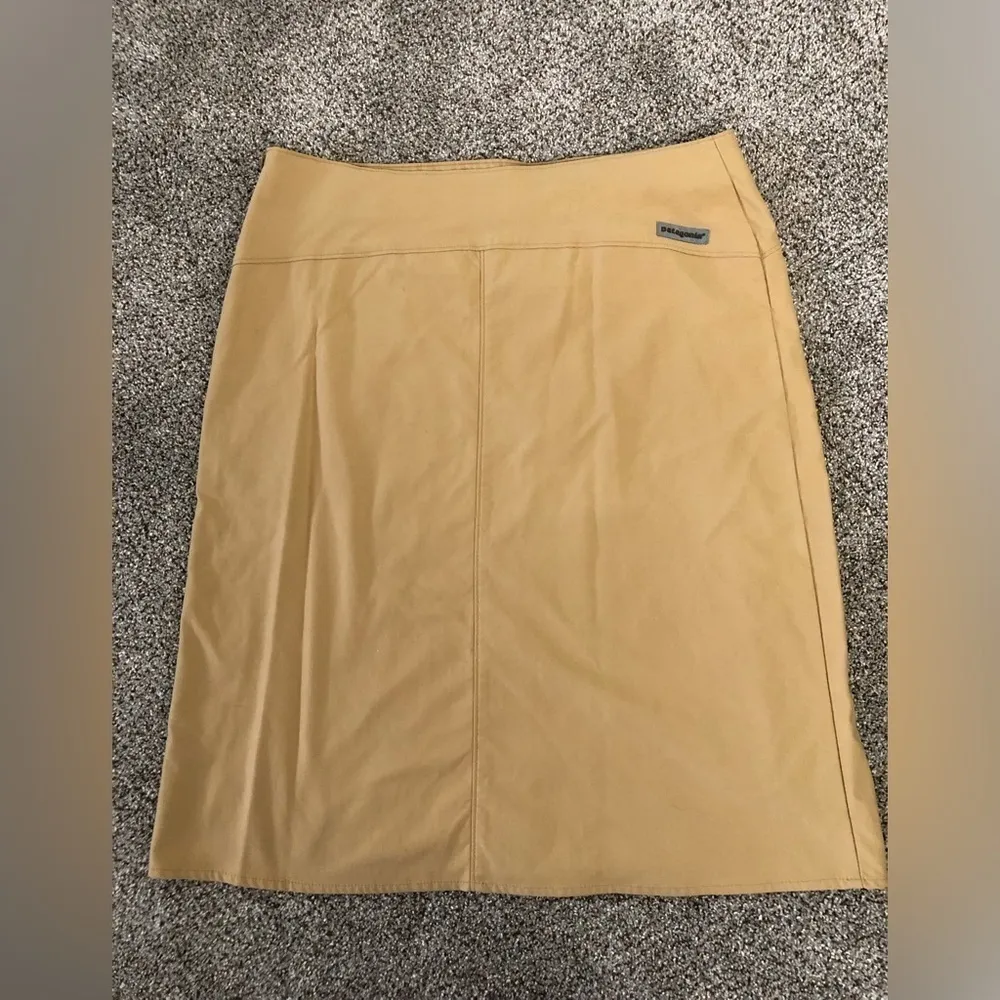 Vintage Patagonia tan nylon skirt size 14 - Image 2
