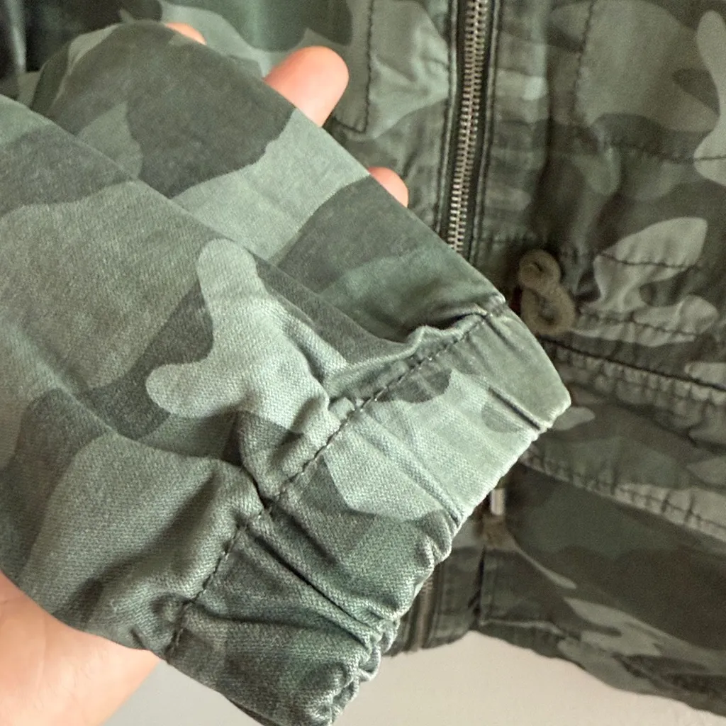 Old Navy Green Camo Utility Jacket Full Zip Small - Image 5
