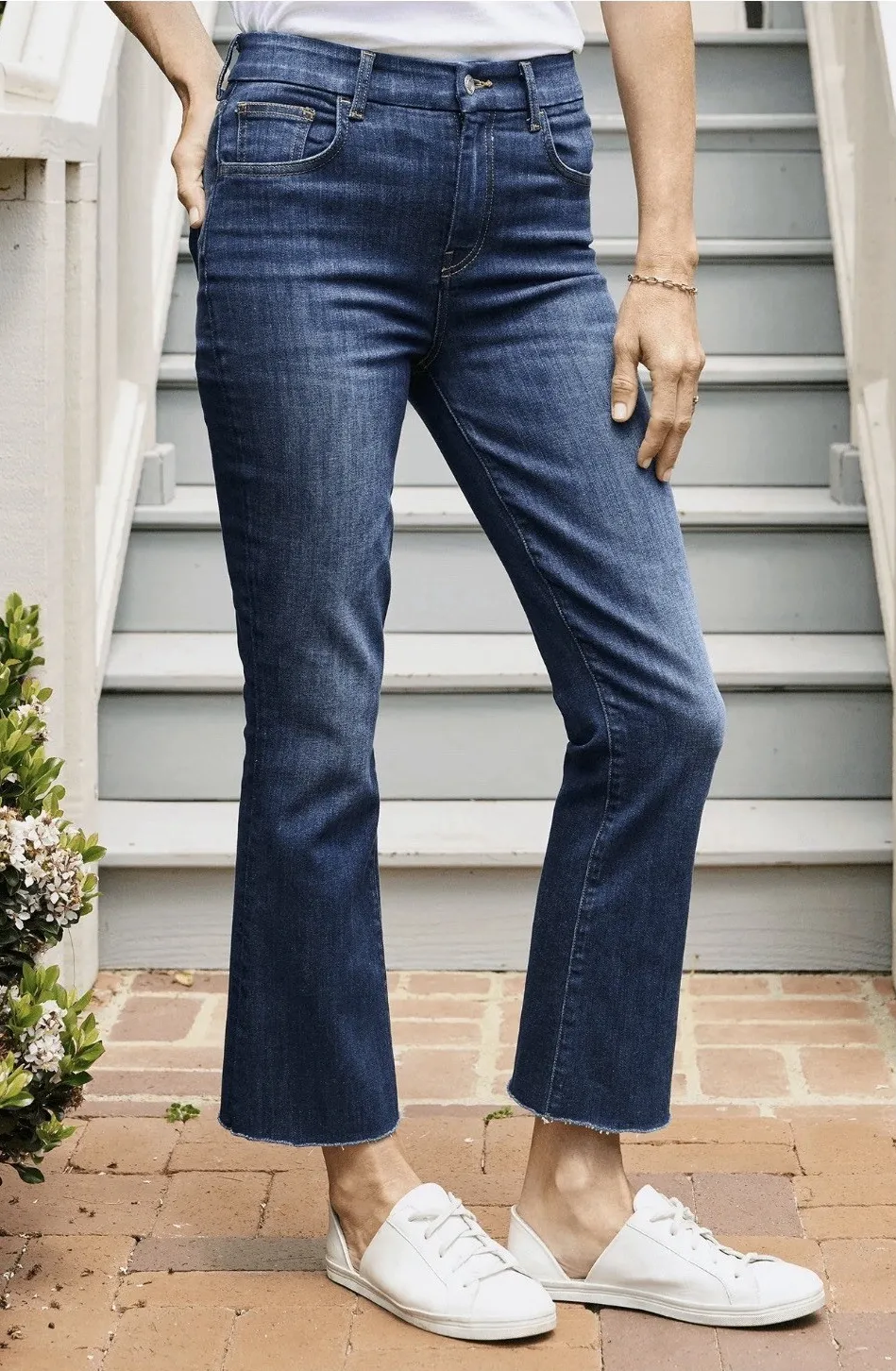 FRANK & EILEEN Killian Crop Flare Jean 2003 Wash Size 25 NEW Kick Flare Denim - Image 1