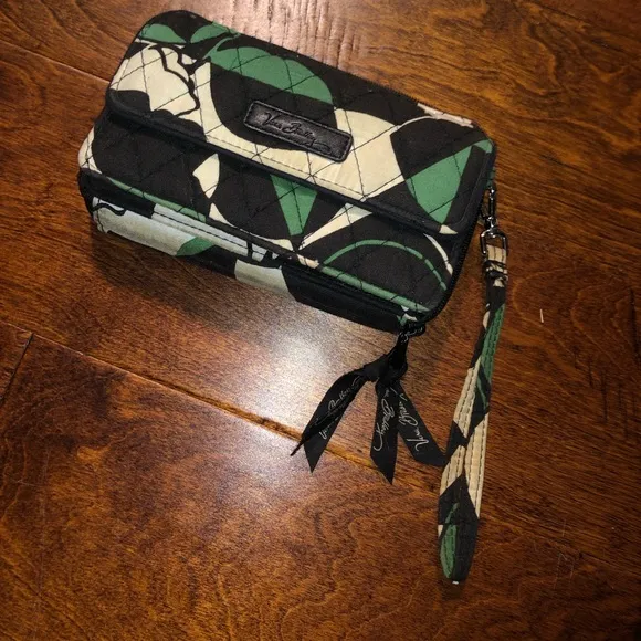 Vera Bradley Clutch/ Wristlet - Image 12