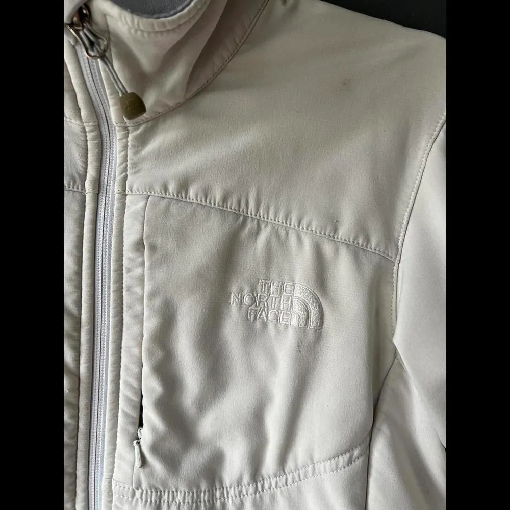 The North Face Women's White Jacket size Small - Image 4
