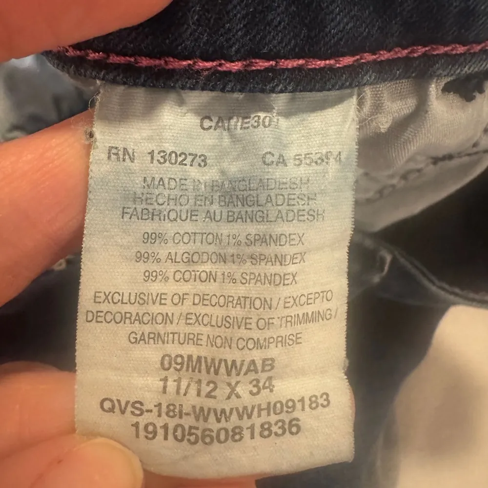 Wrangler Distressed Denim Shorts - Image 5