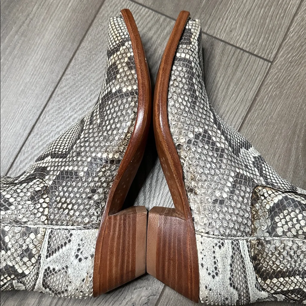 Miron Crosby Python Heeled Western Ankle Boots Size 6 Gray - Image 6