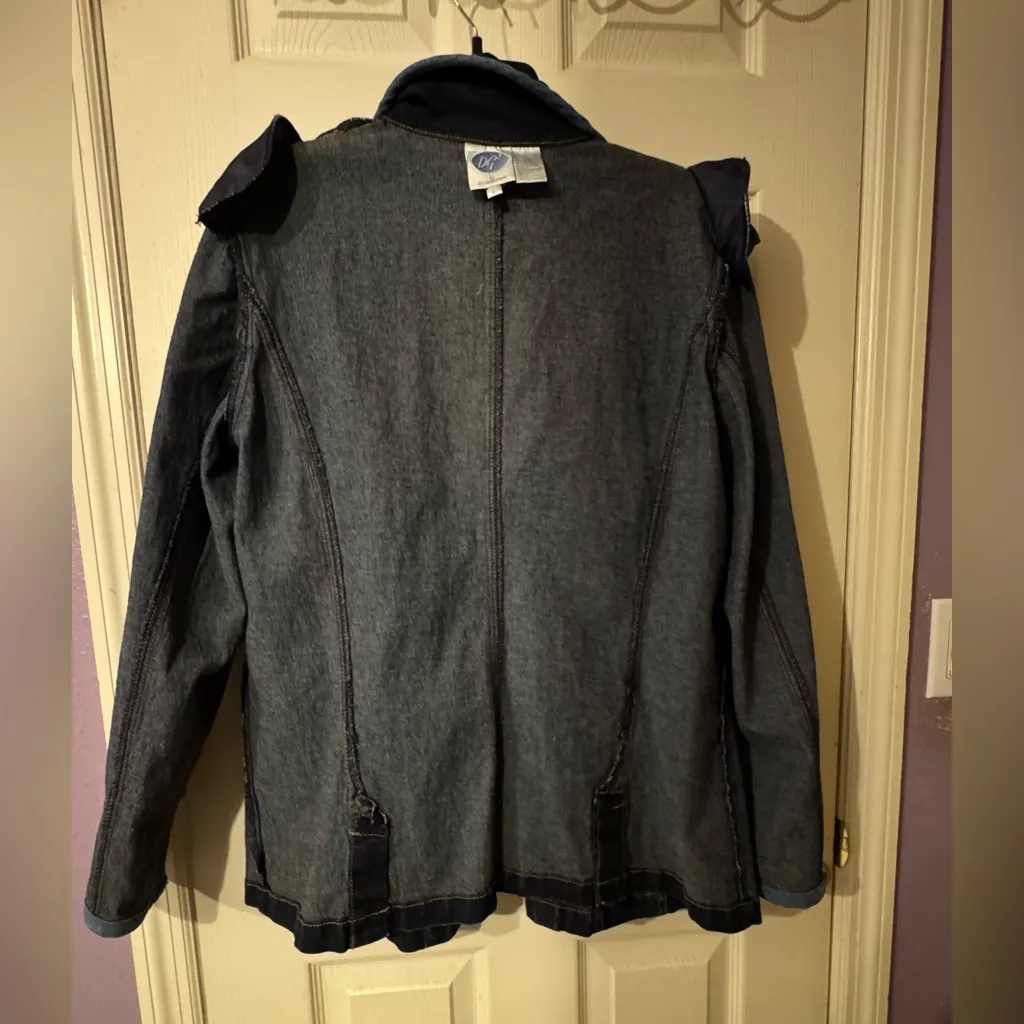 Diane Gilman Navy Denim Blazer with Embroidery - Image 4