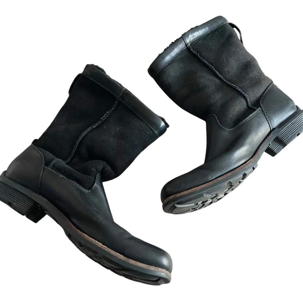UGG Women's Black Leather Brookfield Short Sheepskin Cuffable Boots - Image 7