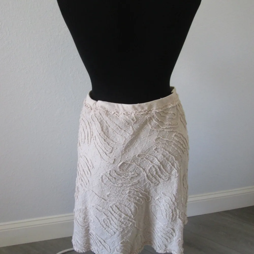 Max Studio Textured Skirt - Size Medium - Image 4