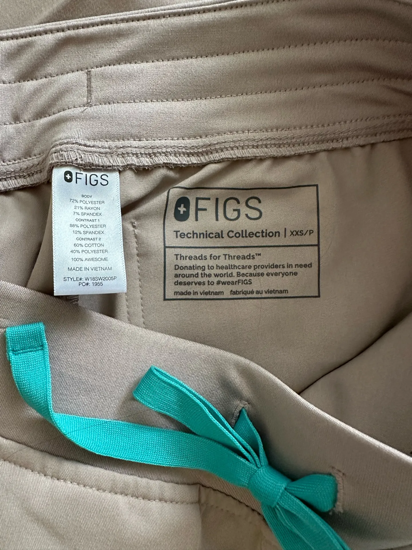 FIGS Scrubs Set  - Image 3