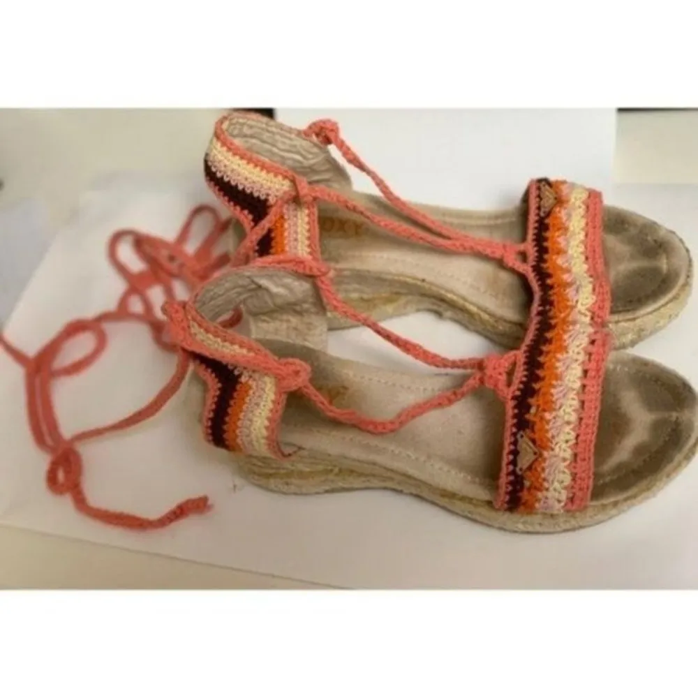 Roxy  Wedge Tie Up Sandals - Image 7