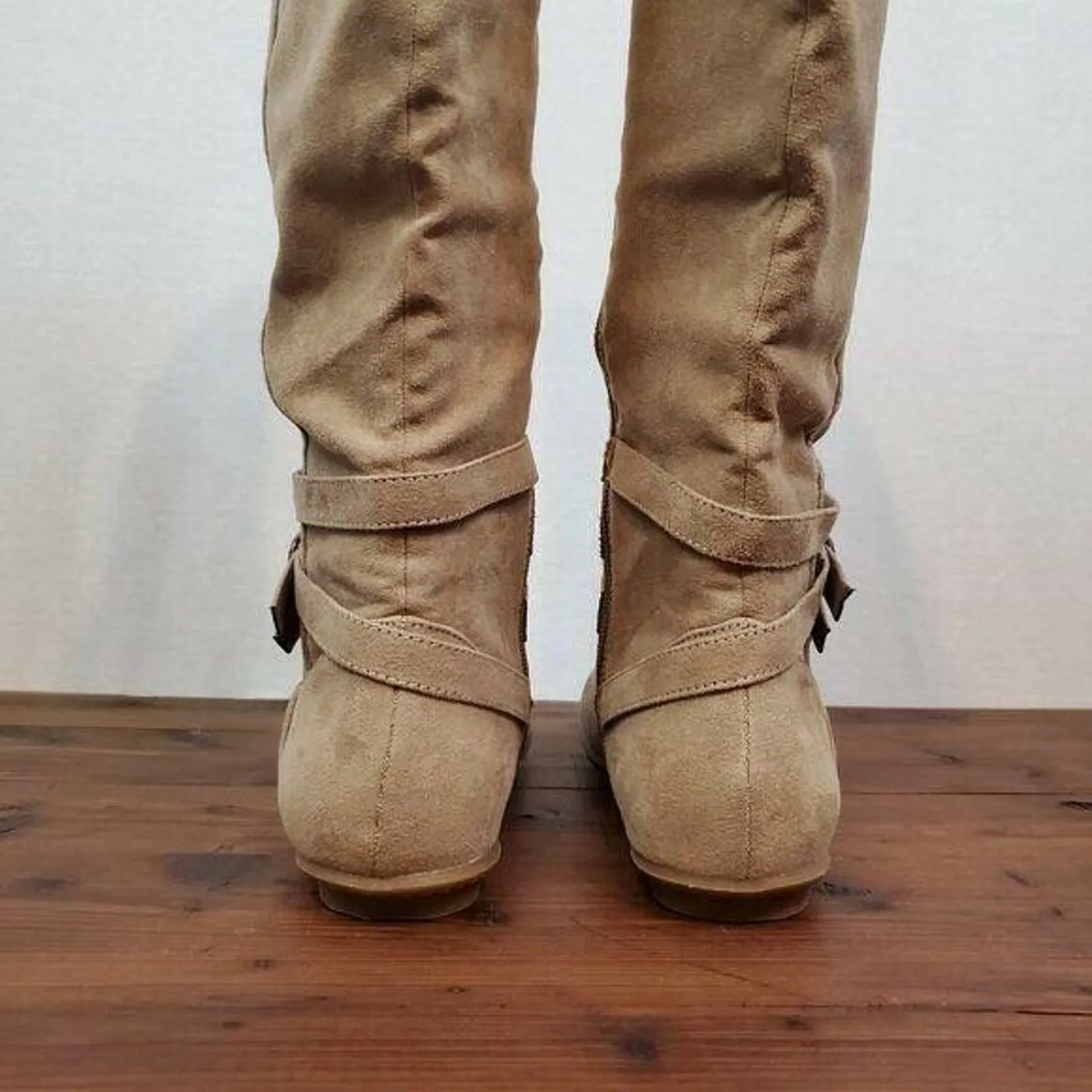 JustFab‎ Womens Boots 7 Brown Suede Knee High Zip Up Flat Pull-On Almond Toe - Image 5