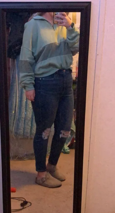 Universal Thread 1/4 Zip Sage Green Sweatshirt - Image 3