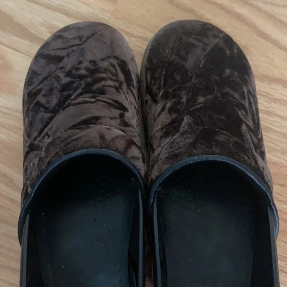Dansko Brown Velvet Clogs Size 40 (US 9.5-10) - Image 2