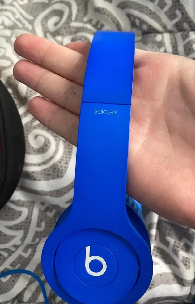 Solo HD beats Headphones  - Image 3