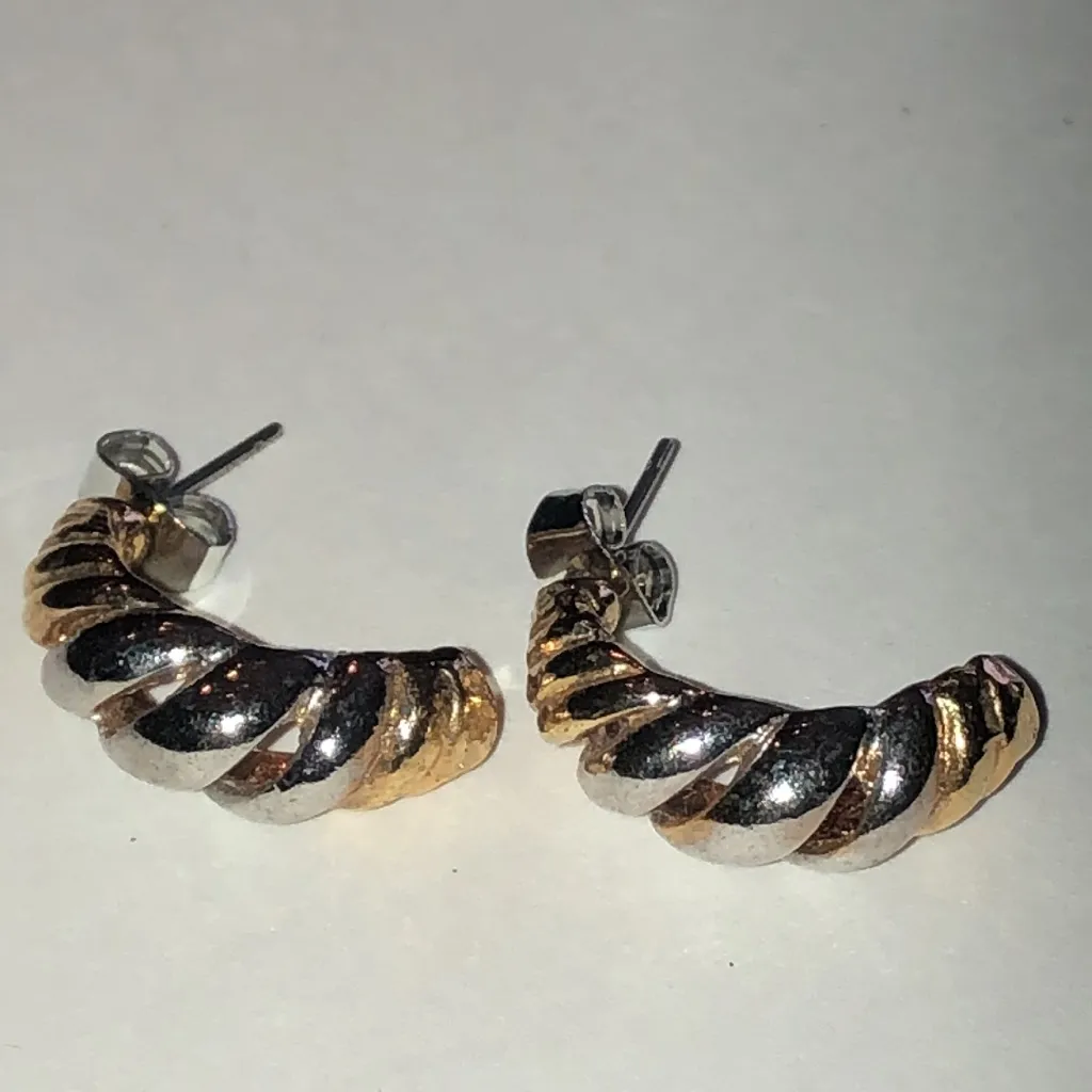 Elegant Gold Tone Silver Tone Twisted Boho Hoop Earrings - Image 5
