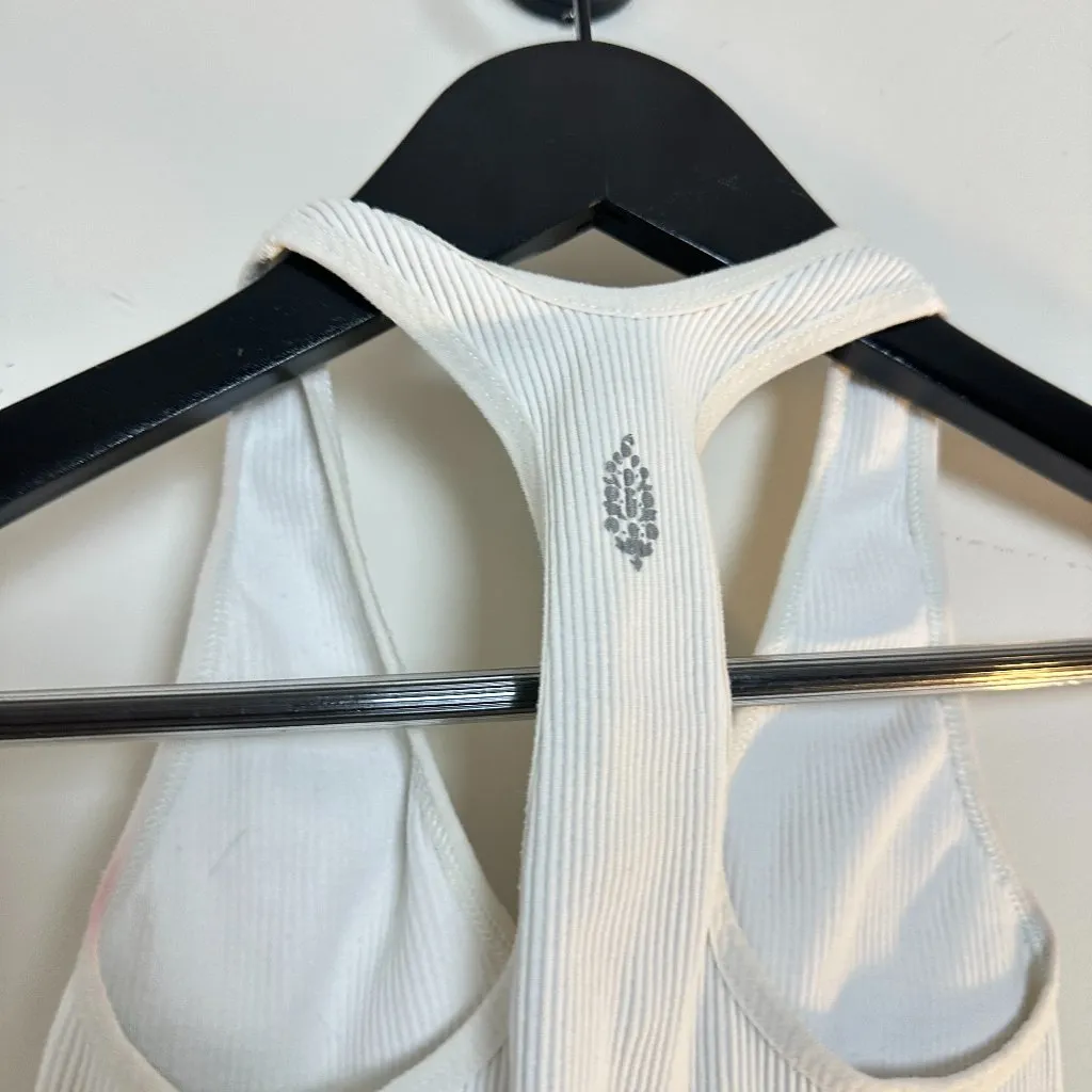 FREE PEOPLE Movement Free Throw Crop Top in White Size X-Small - Image 7