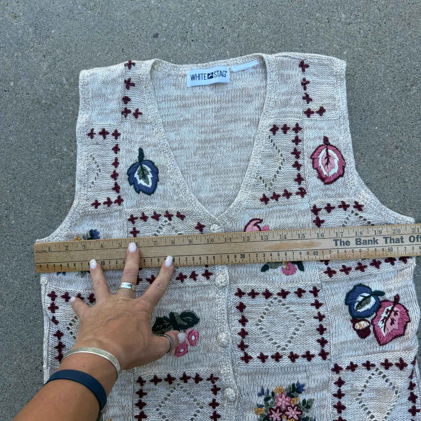 Vintage 90s White Stag Cottagecore Hearts Floral Strawberry Fields Sweater Vest Pink Size L - Image 5