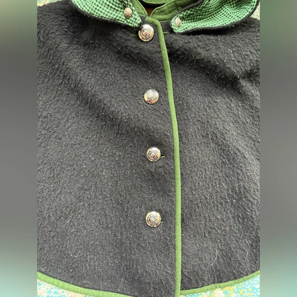 Vintage Tostmann Trachten green plaid wool hooded poncho cape with buttons Black - Image 3