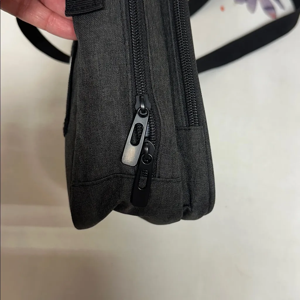 Curmio Grey Crossbody Bag multifunctional can be used for medical supplies Gray - Image 5