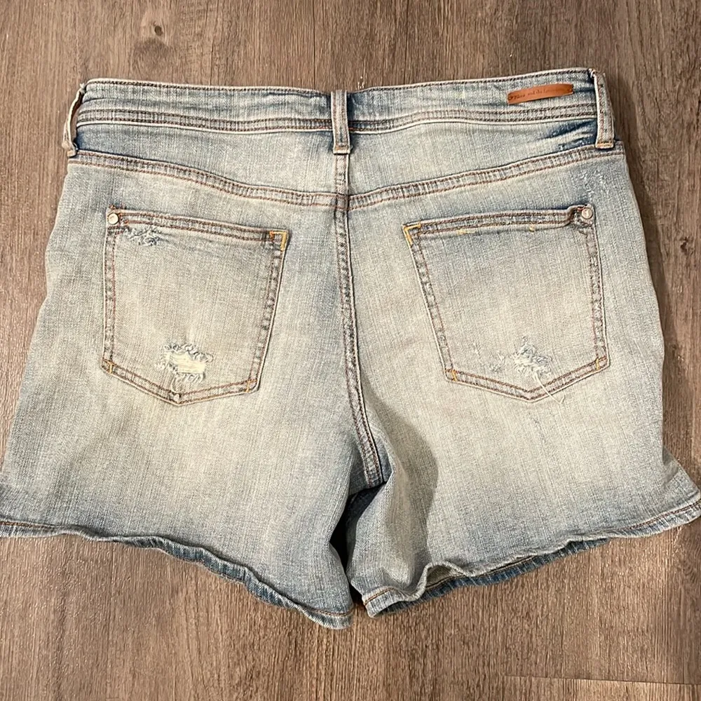 Pilcro and the Letterpress jean shorts - Image 4