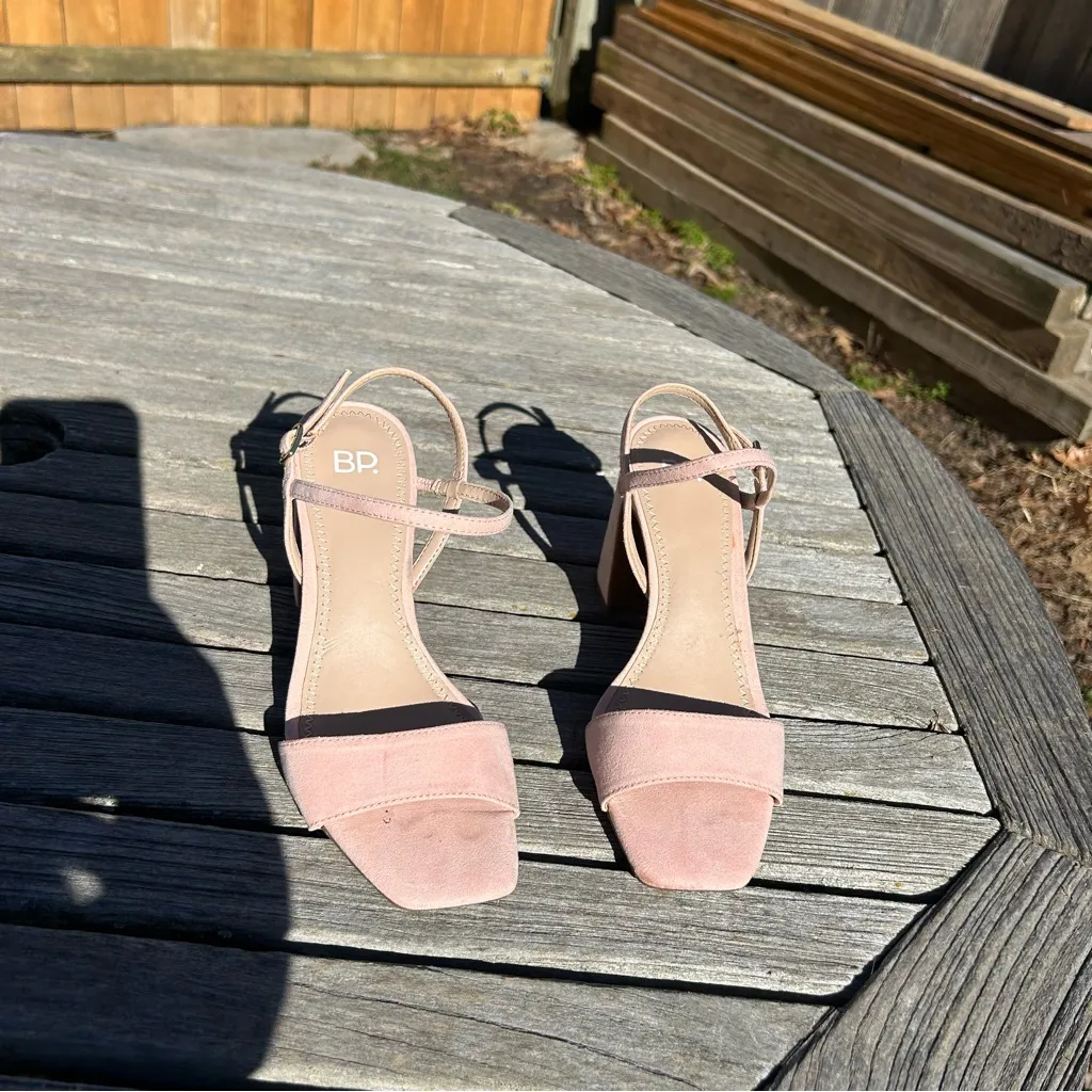 BP. Larissa‎ Sandal Women's Size 7 in baby pink - Image 3