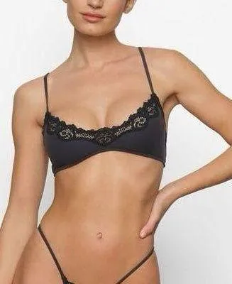Skim Fits Everybody Lace Scoop Bralette Onyx Size Small - Image 1