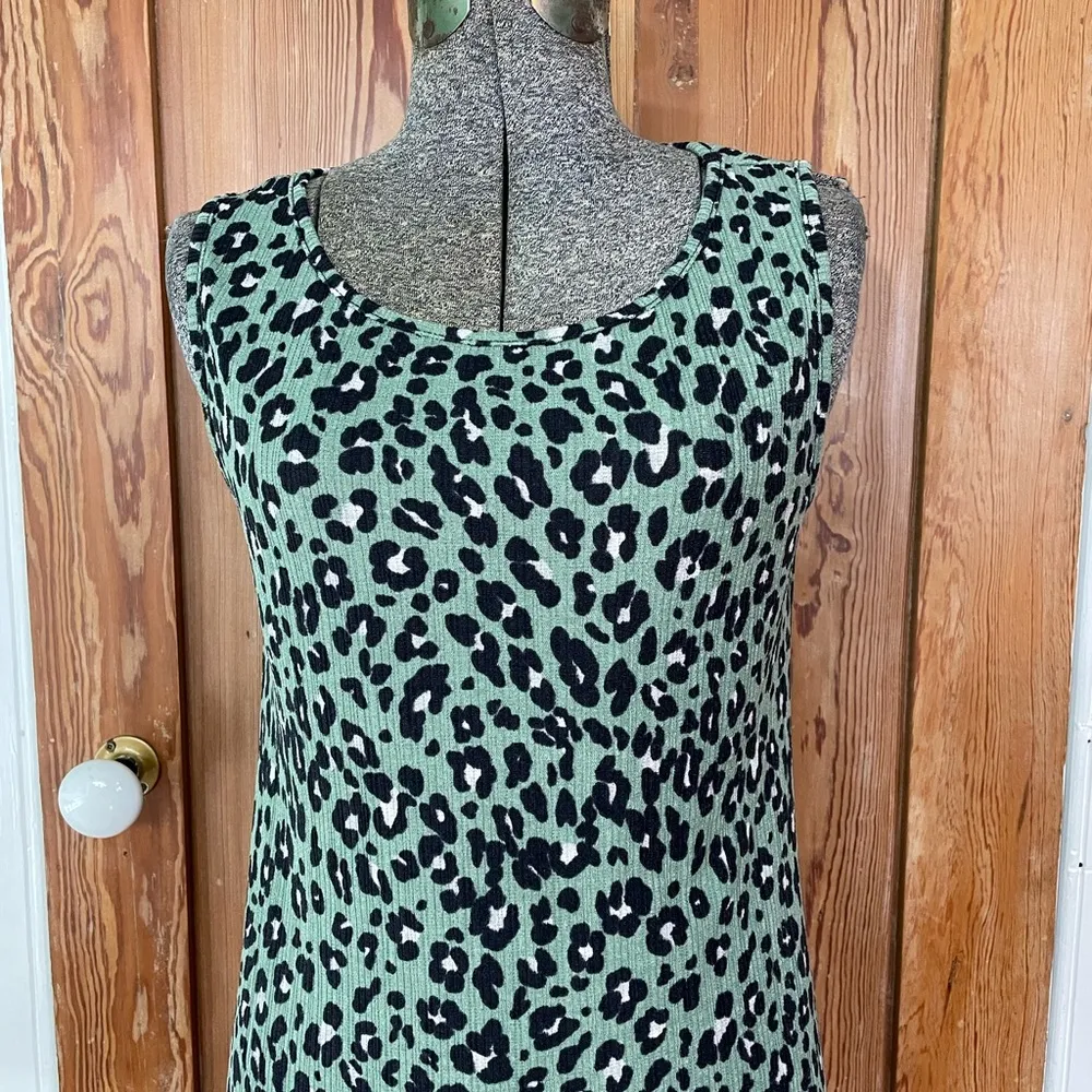 Easel Los Angeles Green Animal Print Midi Dress - Size Large - Image 3