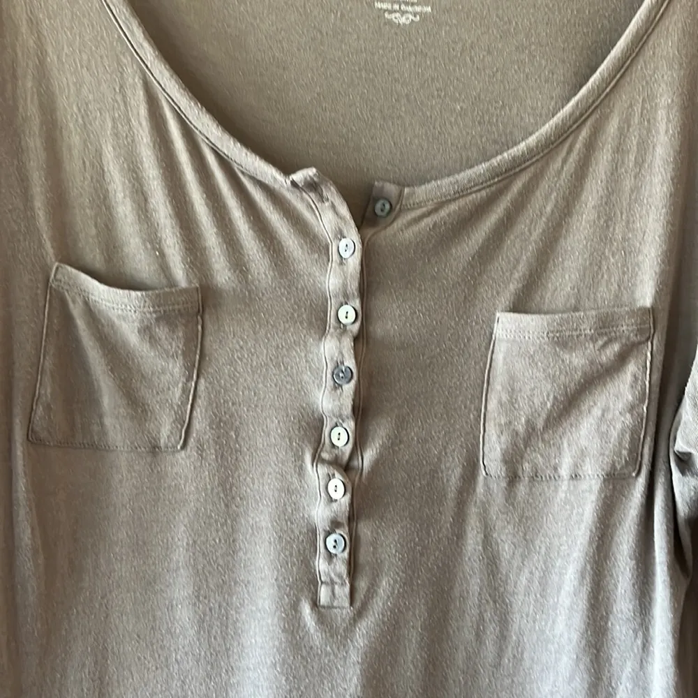 Old Navy Henley Tan Shirt Comfy Roll Tab Sleeve Cotton - Image 7