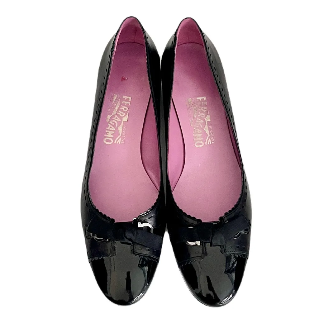 Salvatore Ferragamo Black Leather Cap Toe Gancini Spectator Flats, Size 8.5AA - Image 6
