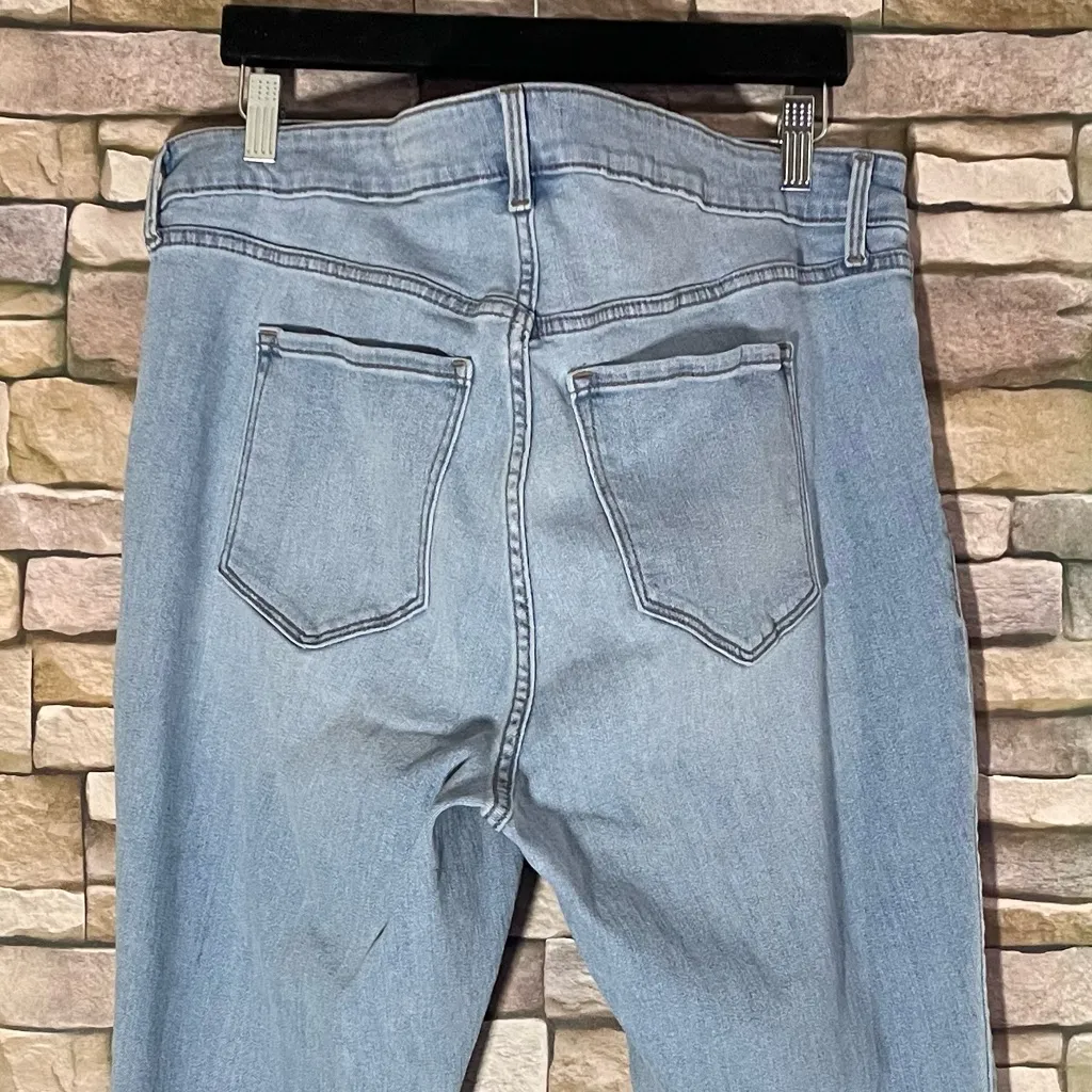 Old Navy Women Jeans Womens 20 High-Rise Straight Light Wash Plus Size - Image 4