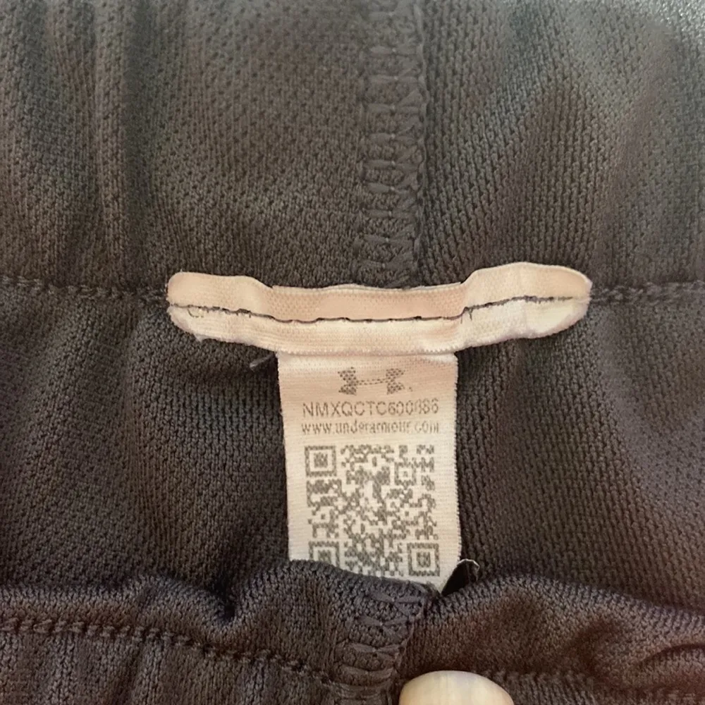 Under Armour Play Up Shorts 3.0 Heatgear Loose Fit Athletic Shorts​​​​​ - Image 6