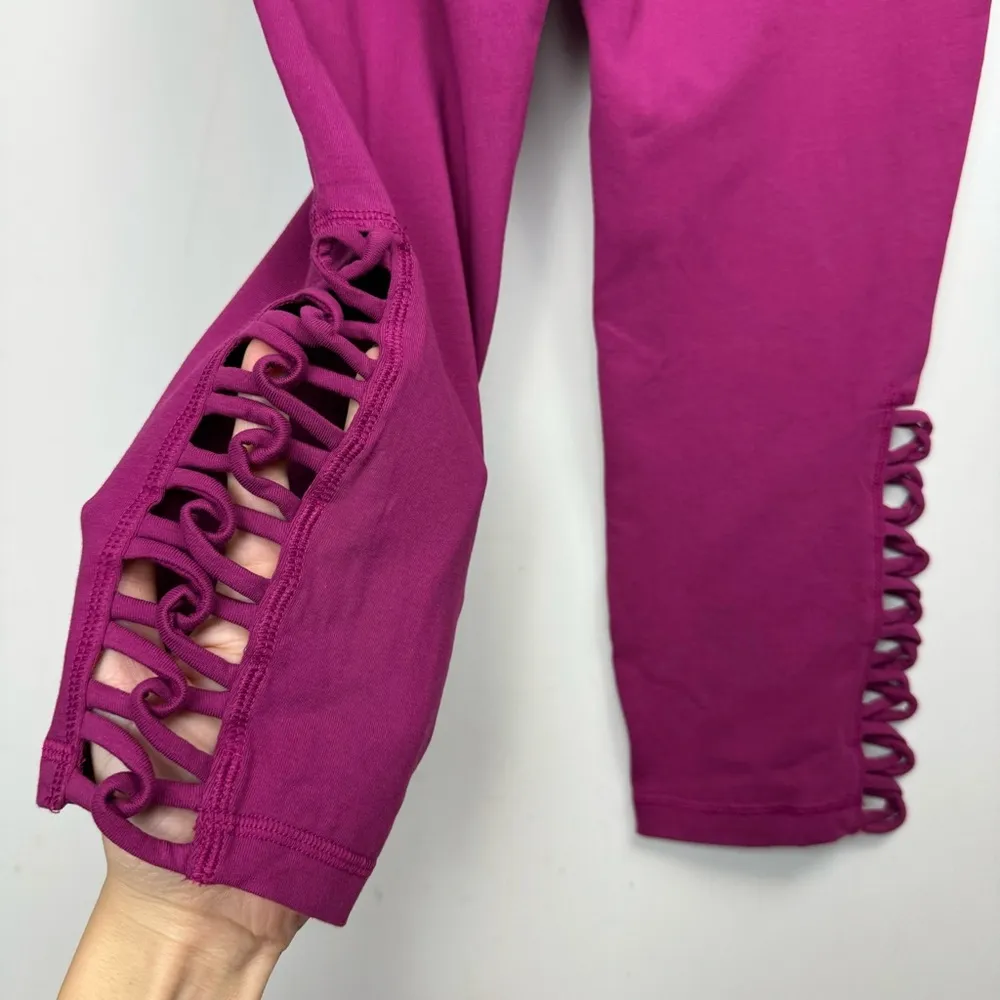 NWT Livi Active Sz 14/16 High Rise Stretch Crop Leggings Capri Pink Berry - Image 16