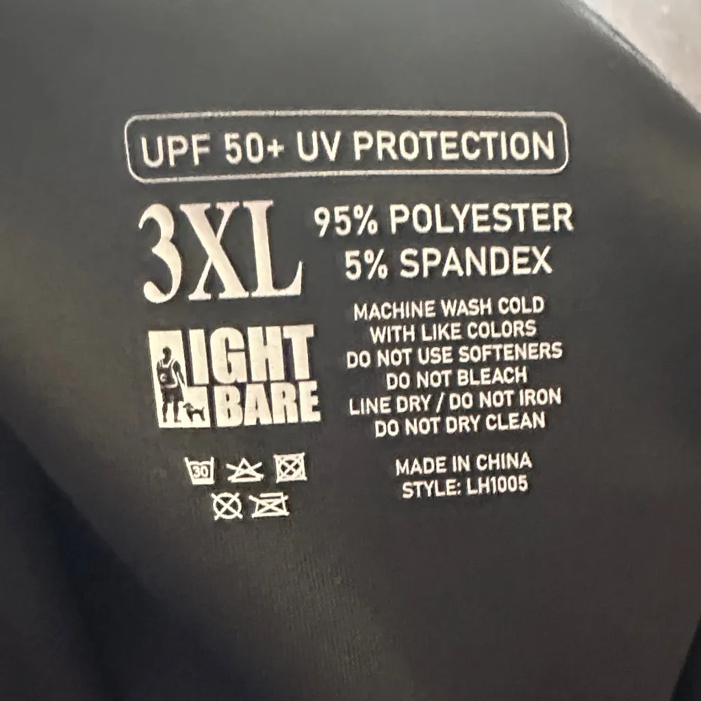 Light Bare Black UV Protection Top Size L - Image 2