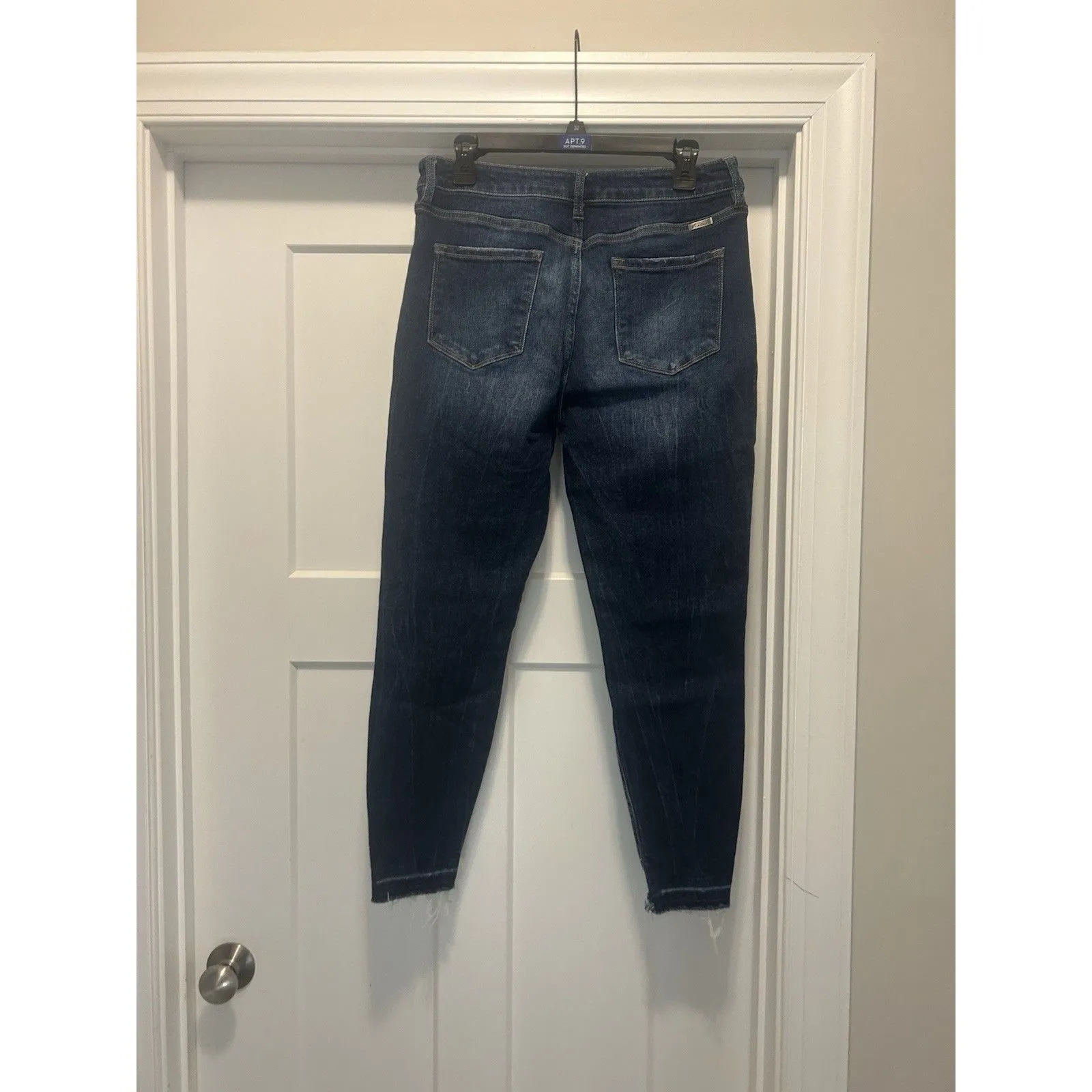 KanCan Mid Rise Tapered Leg Jeans Size 13/30 Dark Wash Stretch Denim Frayed Hem Blue - Image 4