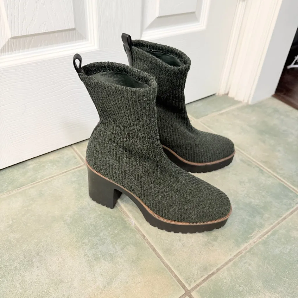 Chinese Laundry  Green Sweater Knit Lugg Sole Booties Size 8 Platform - Image 5