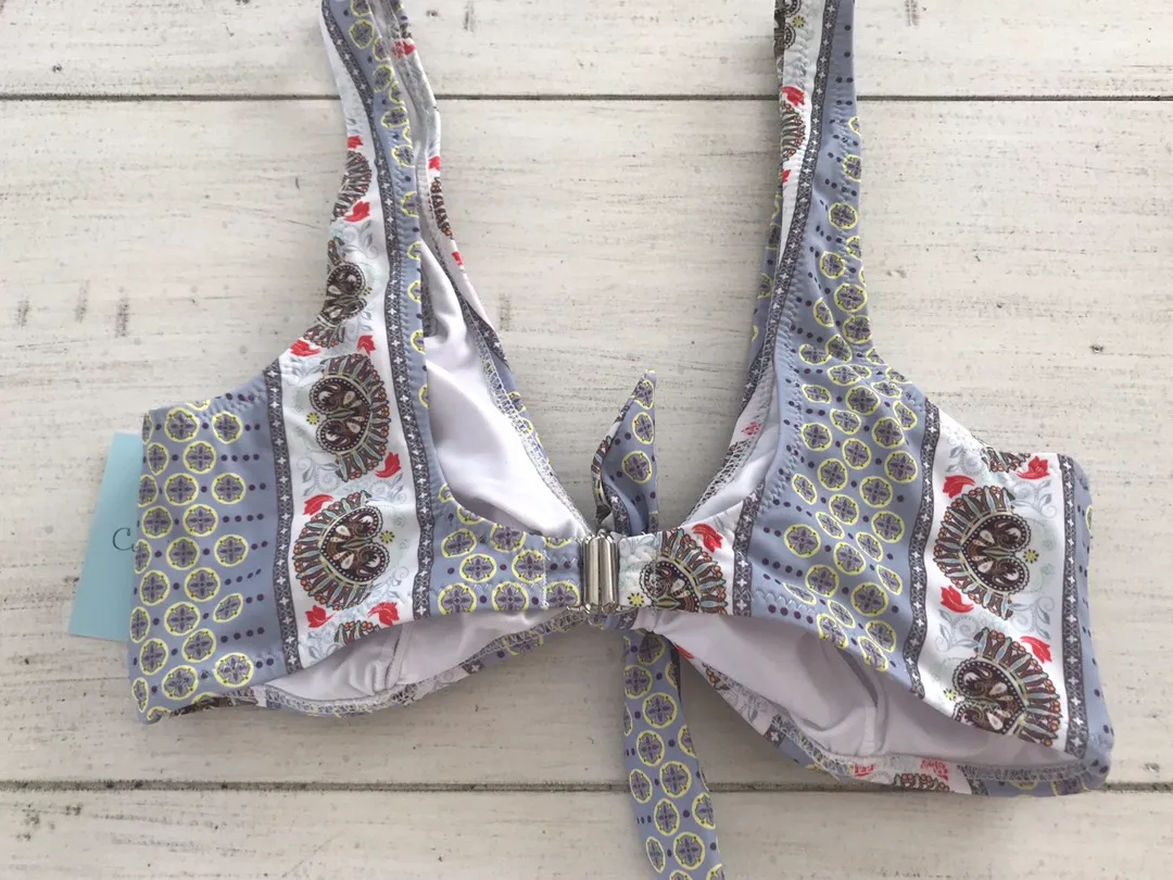 Cupshe Bikini - Image 3