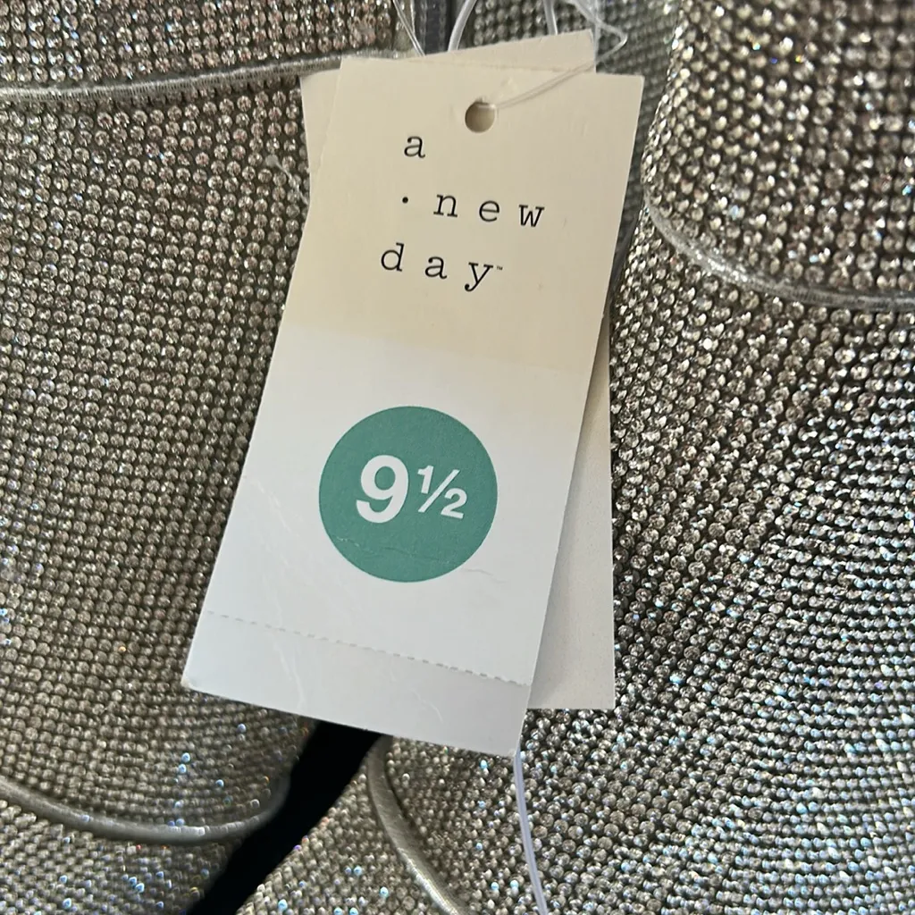 NWT A New Day Women's Silver Ankle Boots 9.5 - Image 3