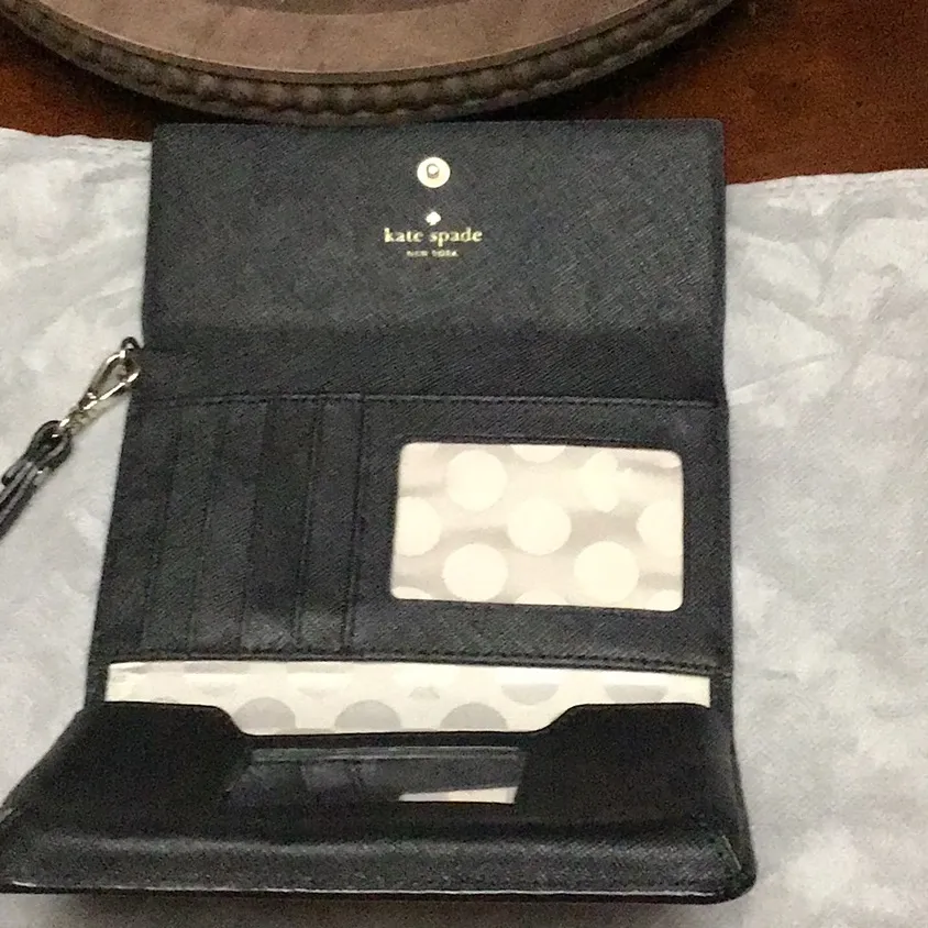 KATE SPADE ♠️ LEATHER WRISTLET / TRIFOLD WALLET, BLACK - Image 3