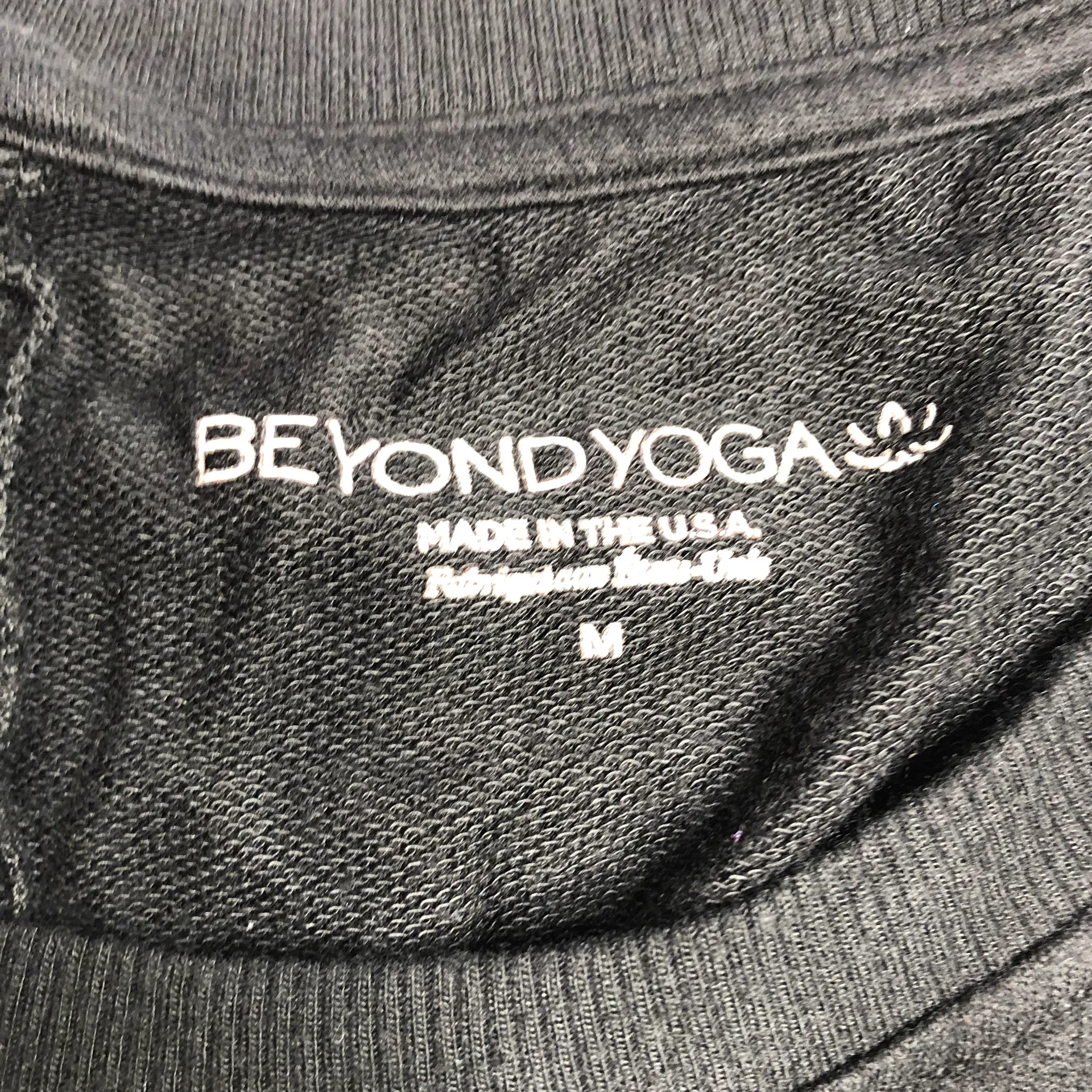 Beyond Yoga Just Chillin Tank Split Sides Black - Image 7