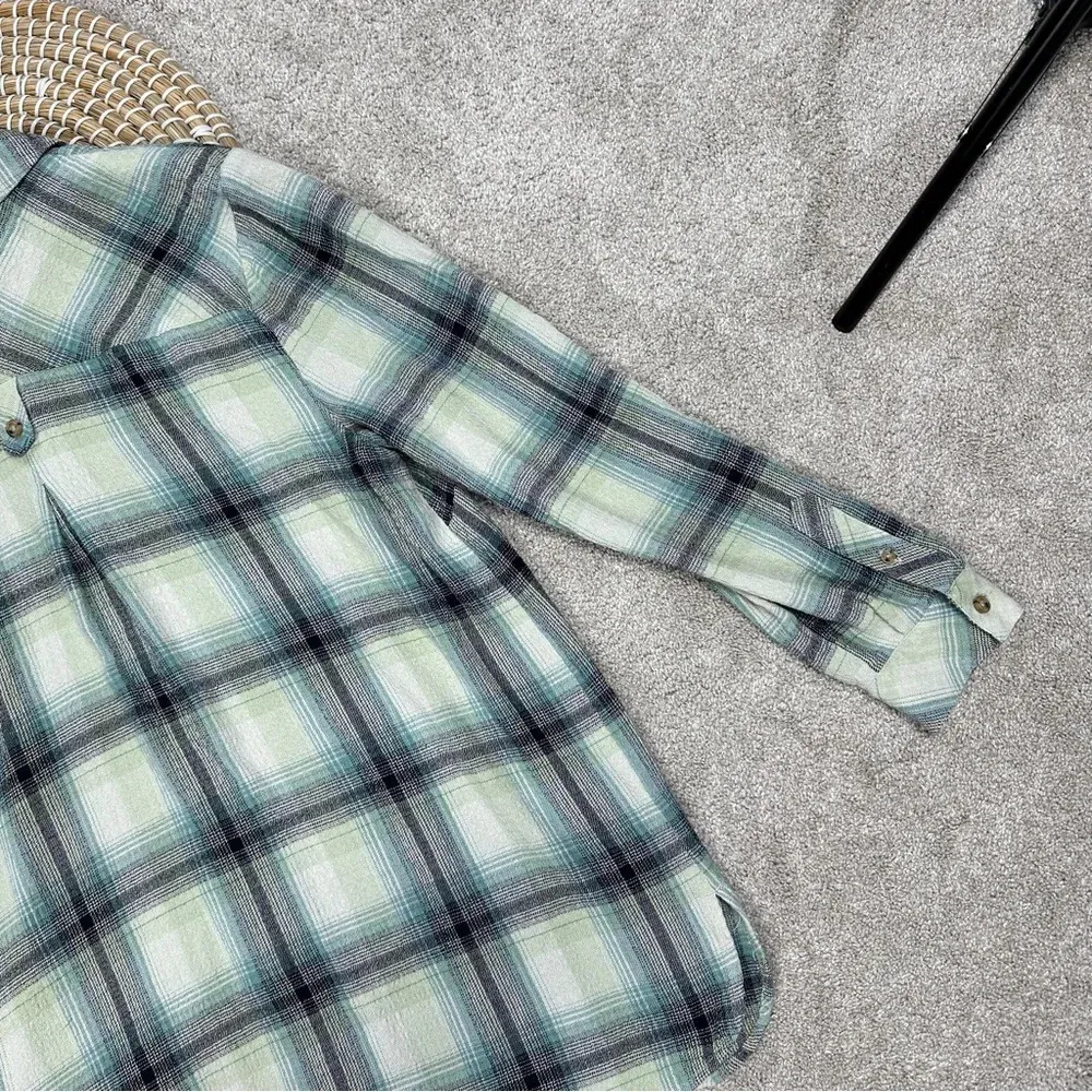 J. Jill Plaid Longsleeve Button Down Shirt Tunic Top in Green Size M - Image 8