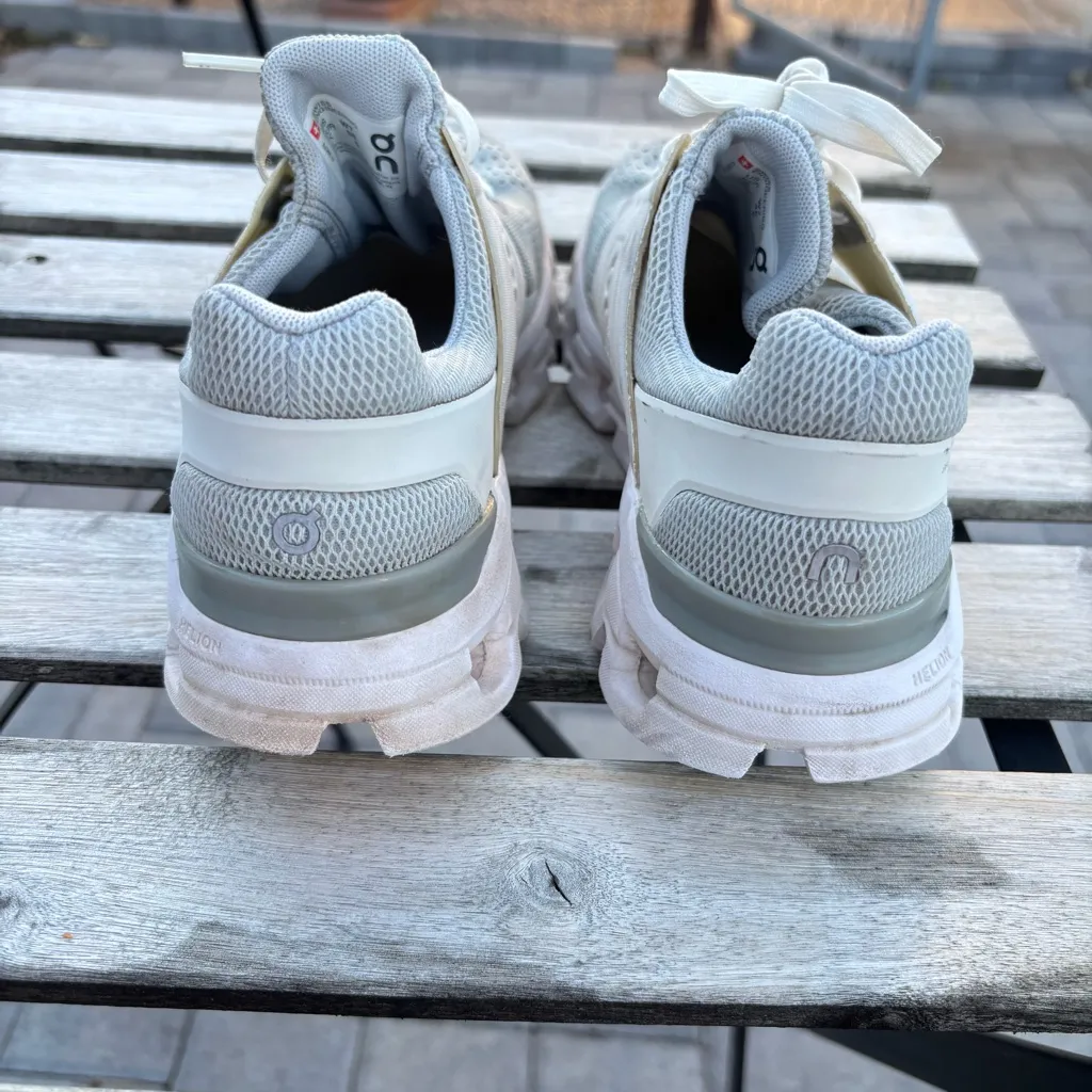 On Women's Cloudswift 4 Running Shoes Size 7 - Image 5