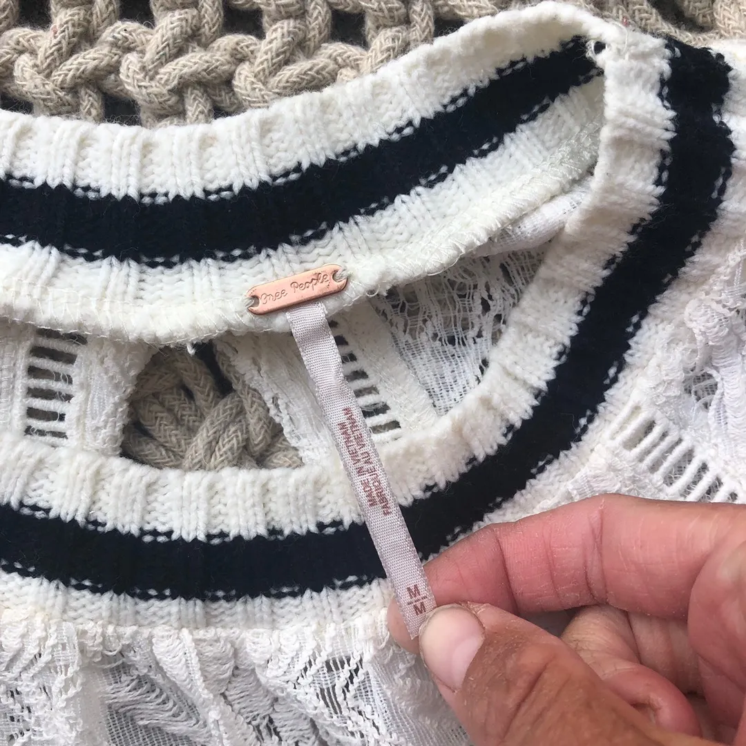 Lace Tank Top Medium - Image 9