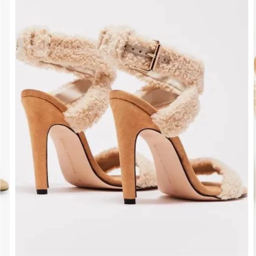 Good American Cream Sherpa Heels Faux Fur NEW Size 5.5 6.5 New Made in Spain - Image 2